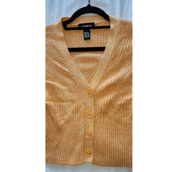 Express Knit Button-Front Cardigan – XS - Picture 8 of 10
